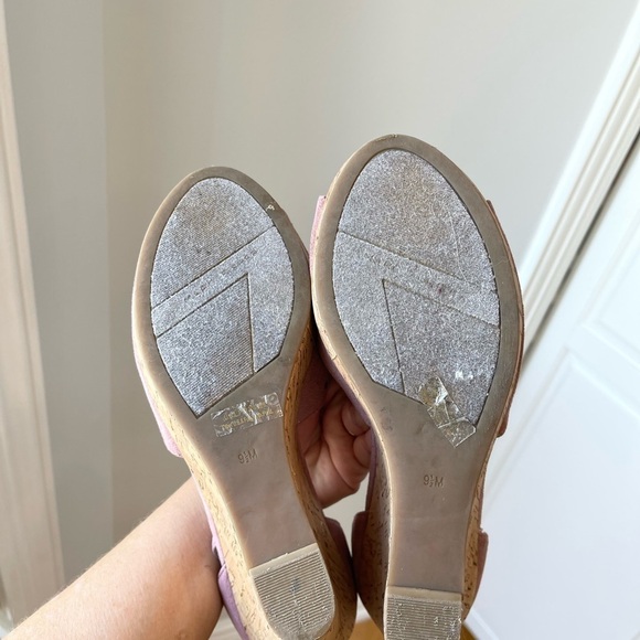 Marc Fisher size 9.5 wedges - Picture 13 of 16